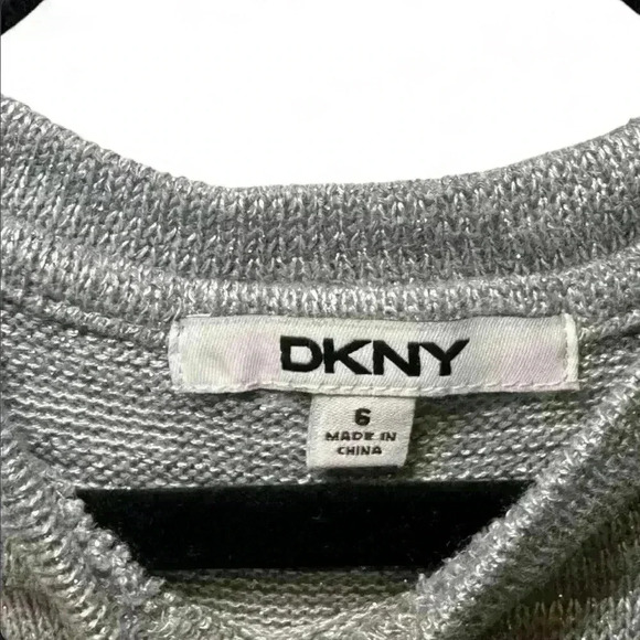 DKNY - Silver/Black Dress - sweater top/pleated bottom-Girl’s size 6 - Picture 6 of 6